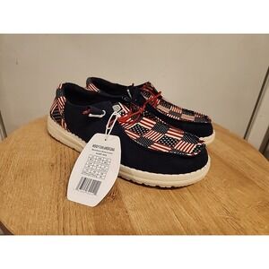 NEW Sz 11 Hey Dude Wendy Funk Americana - Bandana Americana